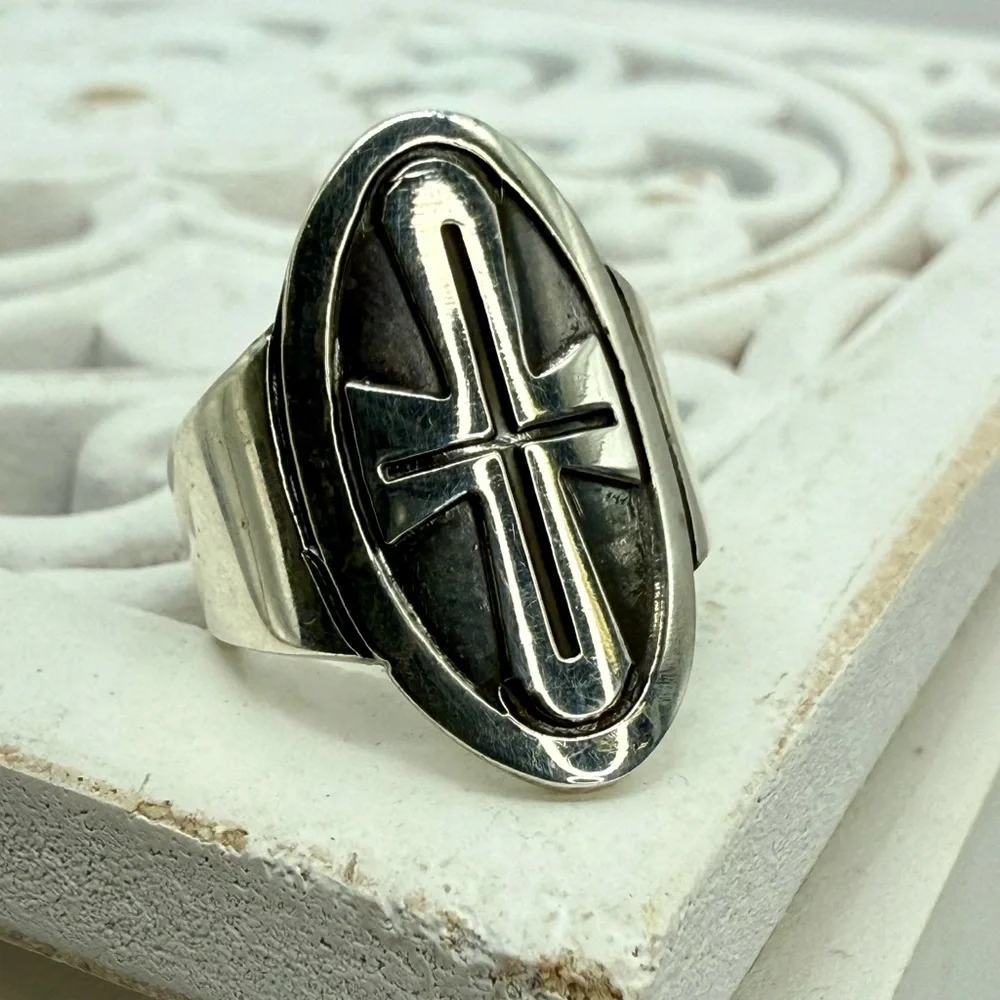 Sterling Silver Cross Ring Size 5 | Oval Shield Design | NWT | Faith Jewelry